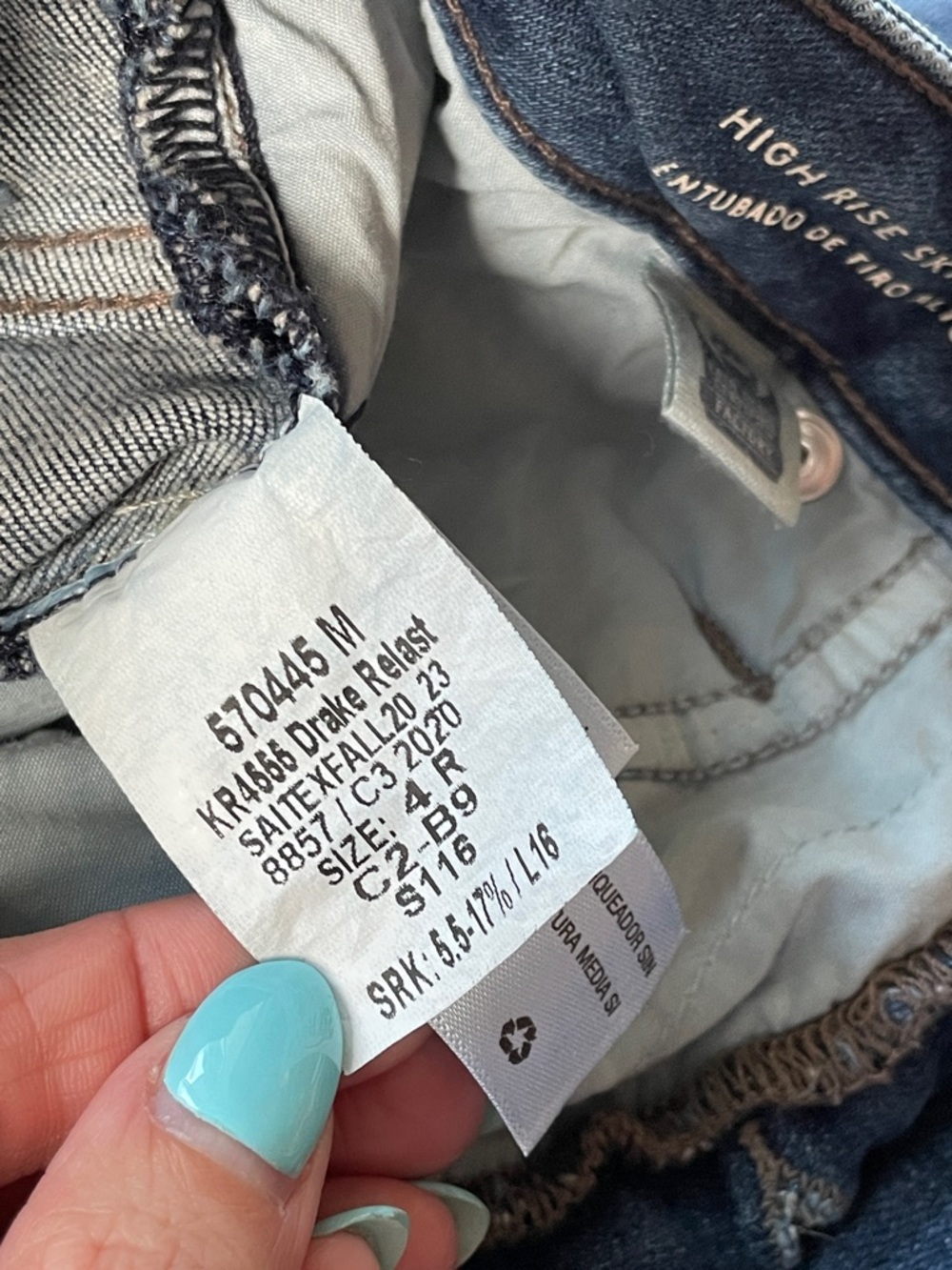 Universal Thread Dark Blue Denim Button-Fly High Rise Skinny Jeans Size 4 / 27 R - Picture 12 of 14